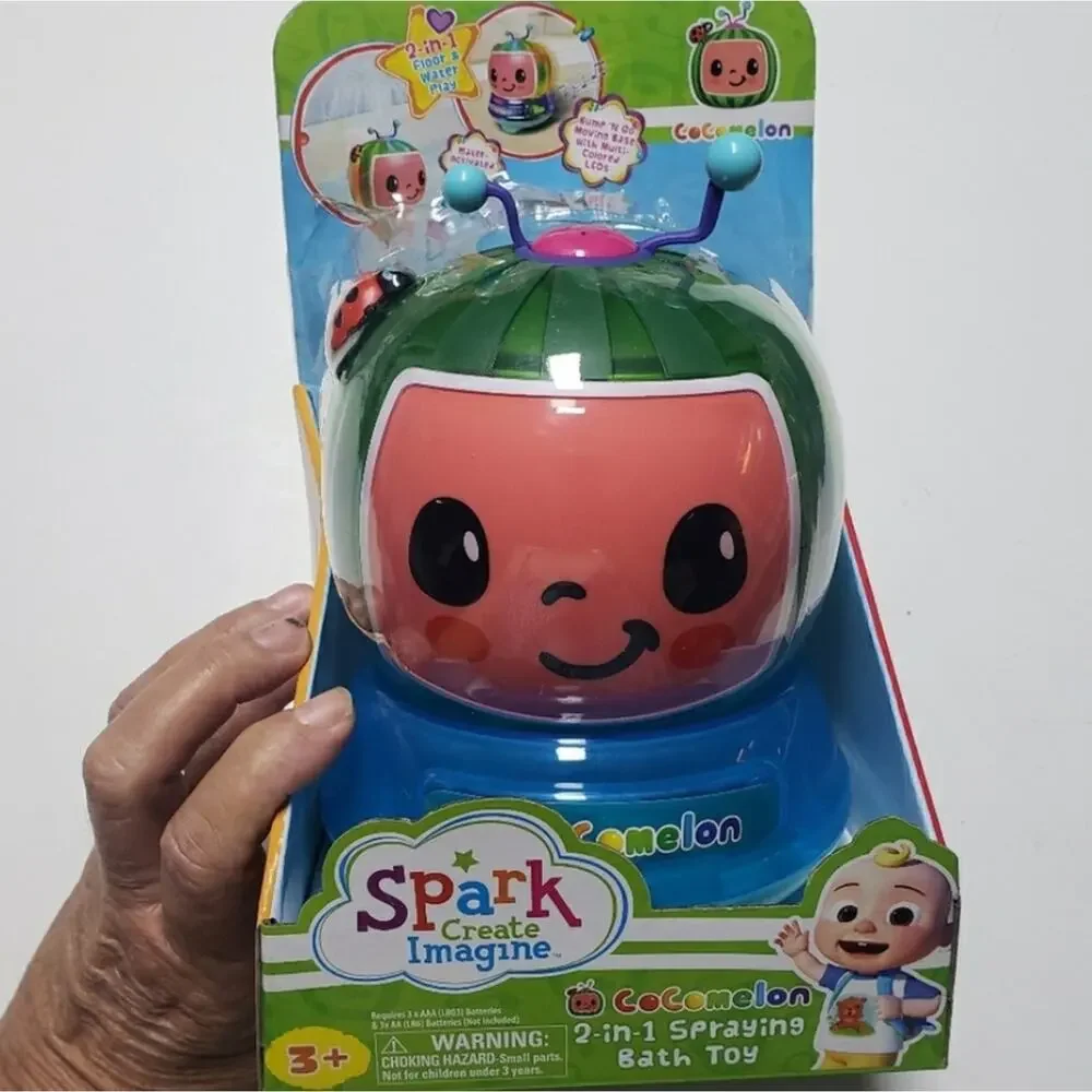 CocoMelon Spark  2 n 1 spraying light up bath toy